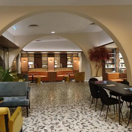 Aquabella & Otel 4*
