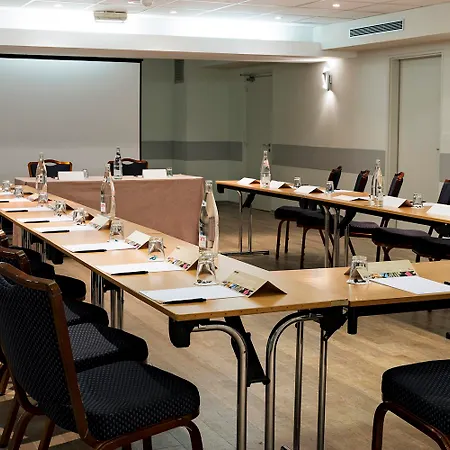 Aquabella & Otel Aix-en-Provence