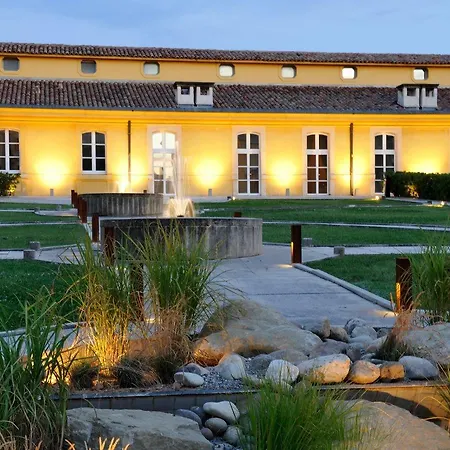 Aquabella & 4* Aix-en-Provence